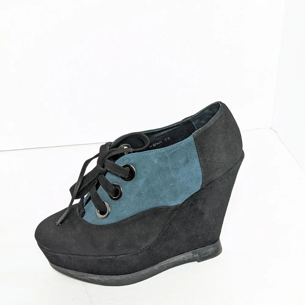 Edmundo Castillo two tone suede wedges